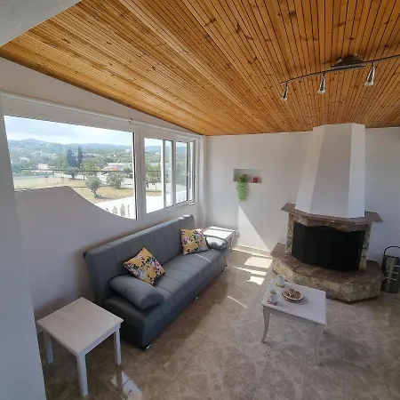 Arocaria In With Garden , Mountain And Sea View Φαληράκι