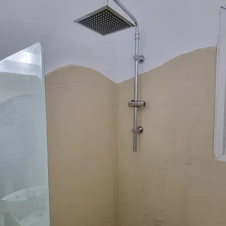 Arocaria In With Garden , Mountain And Sea View Διαμέρισμα *