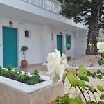 Apartmán Arocaria In With Garden , Mountain And Sea View