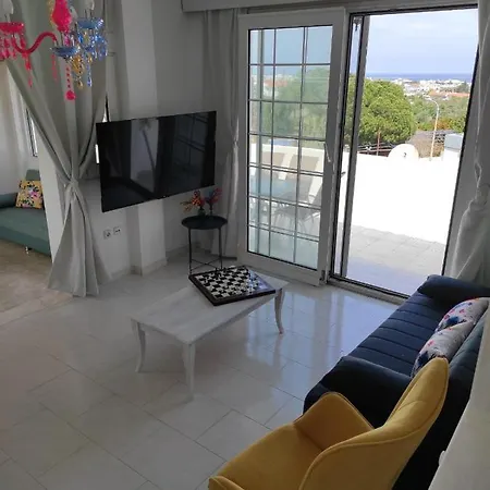 Apartment Arocaria In With Garden , Mountain And Sea View *