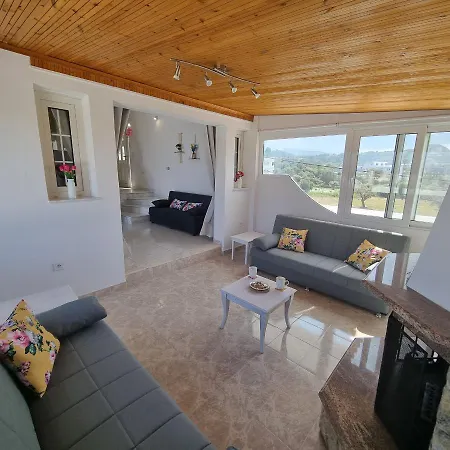Arocaria In With Garden , Mountain And Sea View Lejlighed Faliraki