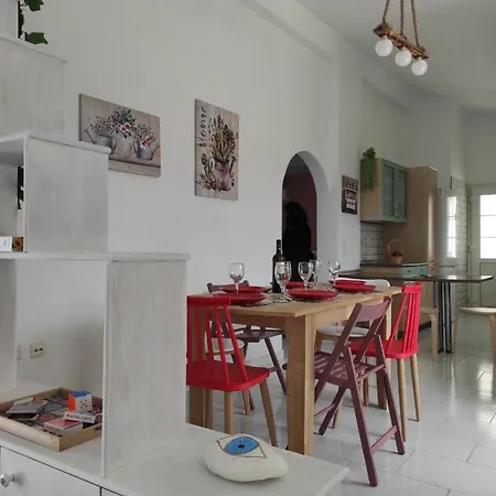 Arocaria In With Garden , Mountain And Sea View Apartment