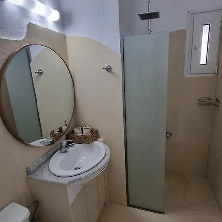 Arocaria In With Garden , Mountain And Sea View Apartment