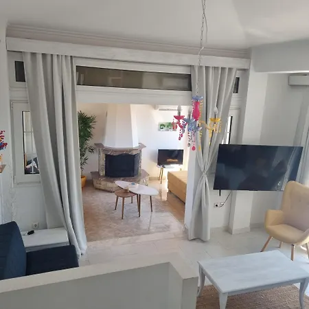 Arocaria In With Garden , Mountain And Sea View Apartment