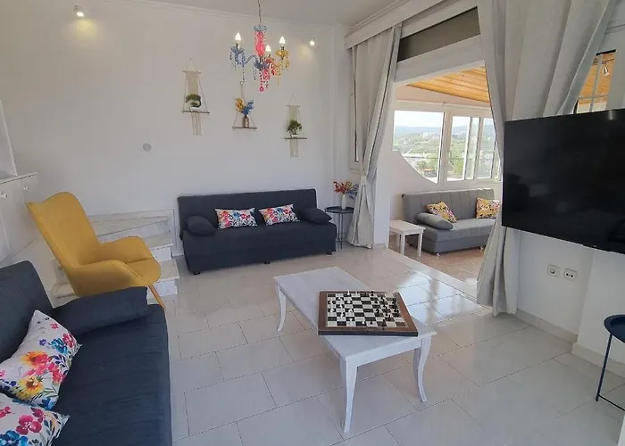 Lejlighed Arocaria In With Garden , Mountain And Sea View