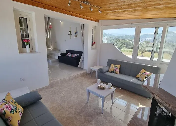 Arocaria In With Garden , Mountain And Sea View Apartman Faliráki