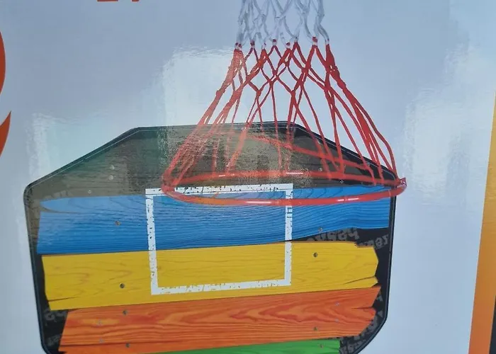 Arocaria In With Garden , Mountain And Sea View Apartman