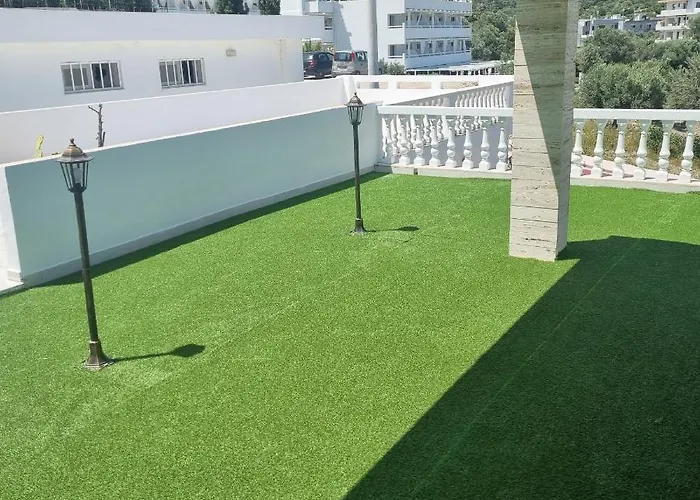 Arocaria In With Garden , Mountain And Sea View Lejlighed Faliraki