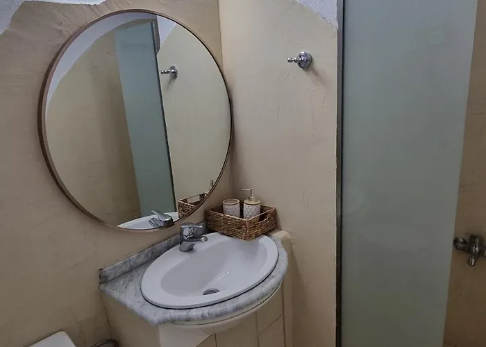 Lejlighed Arocaria In With Garden , Mountain And Sea View Faliraki